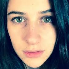 Abigail Clapp's Instagram, Twitter & Facebook