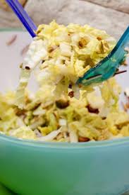 Yum Yum Salat Aus Chinakohl Und Instantnudeln Foodtempel Rezept Yum Yum Salat Salat Salate Chinakohl