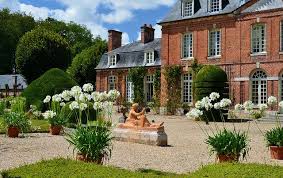 Hotellide hinnad alates usd 29 €. Chateau Et Jardins De Mesnil Geoffroy Home Facebook