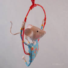 Mobile Papier Mache Petite Souris Trapeziste Mobile Bebe Etsy Paper Mache Ooak Sculpture