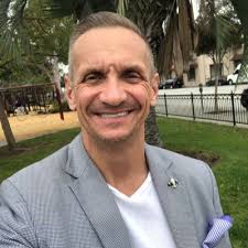 Robert Marco Boe Trumbull (@MarcoTrumbull)