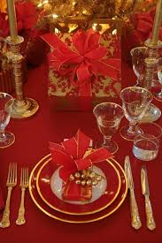 25 idees decoration noel a la maison qui vous inspireront decoration noel decoration table de noel decoration noel maison