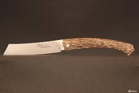 Epingle Sur Couteaux