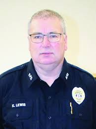 Lewis steps down as police chief