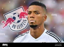 PHOTOMONTAGE : Benjamin Henrich change de MONACO à RB Leipzig. Archive  photo; Benjamin HENRICHT (GER) image simple, couper un motif, portrait,  portrait, portrait. Espagne (ESP)