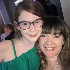 Where can I get genuine local honey. Very local to Nayland. Going to try  the 'local honey for hayfever' trick! Thank you Samantha