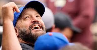 Kevin James recreates viral 'Gentlemen, start your engines' command at New  York Mets game