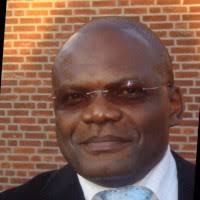 20+ perfiles de «John Peter»