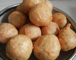 Resep bakso malang komplet, enak disantap saat musim hujan. Aneka Resep Kreatif Bakso Goreng Enak Sederhana