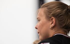 Illinois softball players make most of new jewelry acceptance rule