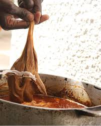 Senegal L Odeur Du Tigadegue Pate D Arachide Qui Fond Dans La Sauce Tomate En Train De Cuir Mafe Bowl Serving Bowls Tableware