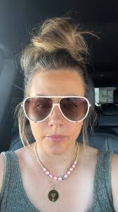 Diane Hurst's Instagram, Twitter & Facebook