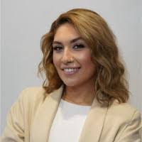 Ara Aghajani's Instagram, Twitter & Facebook