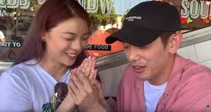 6 el 13 de junio de 2013, rm hizo su debut como líder de bts en el m countdown de mnet, con la canción «no more dream», de su álbum sencillo debut 2 cool 4 skool. Knetz Can T Help But Laugh When Looking At Ailee And Eric Nam Reaction To F X Amber Kiss Scene On Her New Mv