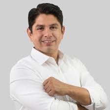 Profile for Manolo Castro Mendoza