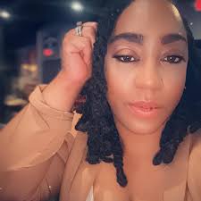 Hello guys Please my girlfriend will be visiting Nigeria by January 2025,  we've been talking for close to 7 months now, I will be engaging her when  she comes, we are trying