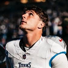 Ian Castle (@theiancastle)