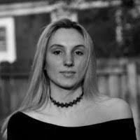 Zoe Kraft's Instagram, Twitter & Facebook