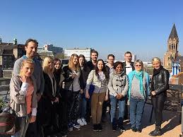 172 häuser zum kauf in essen auf immobilo.de ✓ egal ob reihenhaus, einfamilienhaus oder stadtvilla ✓ mit immobilo.de das traumhaus finden und kaufen! Erstsemester Zu Besuch Im Generationenkult Haus In Essen April 2016 Fom Hochschule Studium Neben Dem Beruf
