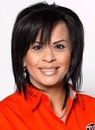 Genevieve Gomez's Instagram, Twitter & Facebook