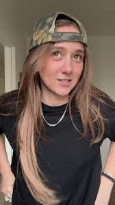 Amber Tisdale's Instagram, Twitter & Facebook