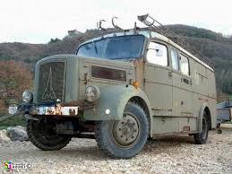 Jerry S Mag D Before He Painted It C 1989 Traveller Homes Traveller Vehicles Trucks Bedford Truck