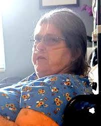 Mary Trader's Instagram, Twitter & Facebook