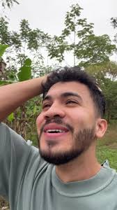 Cómo Pedir Dinero a Manfred Ugalde con Humor