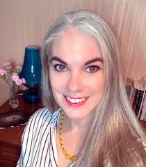 Lorna Ryan, BA (Hons), MA, DipION, mBANT, rCNHC