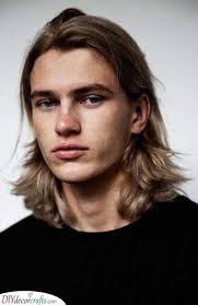 Having long hair affords you the possibility to rock a range of impressive hairstyles, including dreadlocks. Best Long Hairstyles For Men Hairstyles For Men With Long Hair