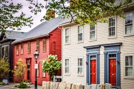 Colonial Houses On Benefit St Providence Rhode Island Colonial House House Colors Providence Rhode Island