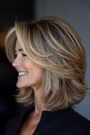 Linda Beaudry's Instagram, Twitter & Facebook