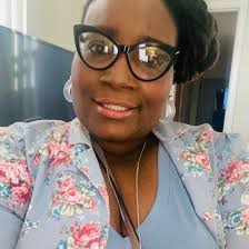 Kenya Brady's Instagram, Twitter & Facebook