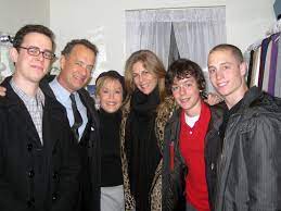 Tom married rita the following year after his divorce with samantha in 1987. Pin On Family
