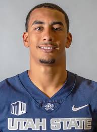 A comparison of Aaron Rodgers best year in college with Jordan Love best  year in college: Loves best college year: 2018: He was 267-of-417 (.640)  passing for 3,567 yards with 32 touchdowns