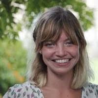 Amber Mayle's Instagram, Twitter & Facebook