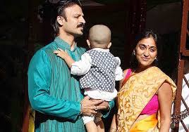 He was undergoing treatment at the hospital for. Vivek Oberoi To Take Wife And Son On Holiday In Mauritius Bollywood News India Tv