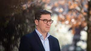 Karácsony gergely bemutatta városfejlesztési terveit. Nyaralot Vett Siofokon Karacsony Gergely 24 Hu