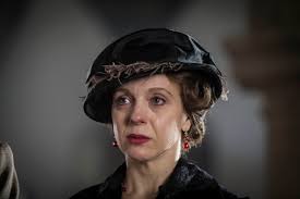 Mr Selfridge's Amanda Abbington: 'Whatever happens, Miss Mardle will pick  herself up!'
