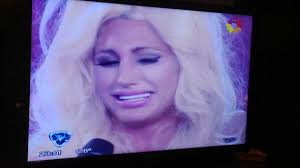 Roxana Quiñones (@quiones_roxana)