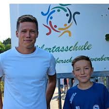 Zusammenhalt im Verein: OFC-Männer-Spieler hilft Nachwuchskicker in der Not