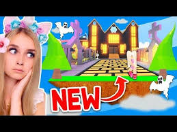 Scariest Builds Ever That You Can Find In Adopt Me Roblox Youtube In 2020 Roblox Adoption Daily Video