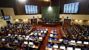 Retiro se hayan quedado sin fondos, el que sin ir más lejos, esta mañana la presidenta del senado, yasna provoste (dc), insistió en su postura al respecto, manifestando que el tercer retiro aprobado. Tercer Retiro Comision De Constitucion Despacha Proyecto Al Senado