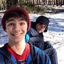 Hunter Woolsey's Instagram, Twitter & Facebook