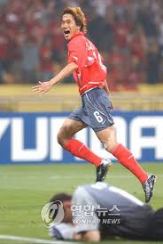 2002년 한일월드컵 4강 신화 주역으로. Lwsnrywt01b35m