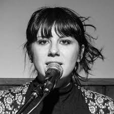 El primer poema que aprendí fue ”La Mamadre” de Pablo Neruda" Entrevista a  Amanda Durán