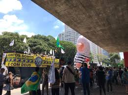 A manifestação ocorreu na região do museu de arte de são paulo (masp), a partir das 17 h. Grupos Realizam Manifestacao Contra Lula Na Avenida Paulista Poder360