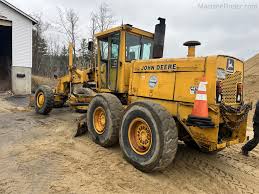 John Deere 772B Motor Grader