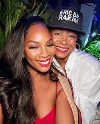 Dana Whitfield's Instagram, Twitter & Facebook