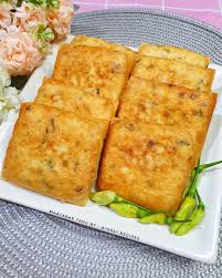 Teksturnya padat, kenyal, lembut, serta memiliki pori. Martabak Tahu Bahan 2 Bh Tahu Resep Aneka Jajan Pasar Facebook